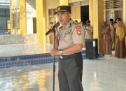 Kapolsek Campalagian Sampaikan Pesan tentang Bahaya Narkoba dan Tertib Berlalu Lintas saat Menjadi Pembina Upacara di SMK Negeri Labuang