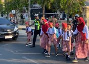 Commander Wish Pagi, Satlantas Polres Polman Hadir di Sejumlah Titik Padat Aktivitas Masyarakat
