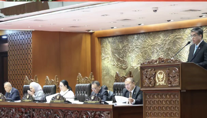 DPR Sahkan UU Pelindungan Ketenagakerjaan, Buruh Kawal dari Senayan