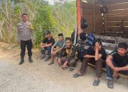 Bhabinkamtibmas Desa Piriang Tapiko Sambangi Warga, Sampaikan Imbauan Kamtibmas dan Pencegahan Karhutla