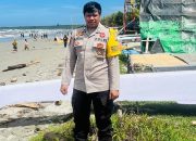 Bhabinkamtibmas Polsek Campalagian Laksanakan Pengamanan Objek Wisata Pantai Ba’batoa