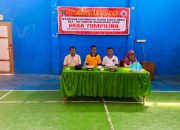 Bhabinkamtibmas Monitoring Penyaluran BLT Dana Desa Tumpiling, Sampaikan Pesan Kamtibmas kepada Warga