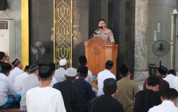 Kapolres Polman Sampaikan Pesan Kamtibmas, Ajak Keluarga Mencegah Penyalahgunaan Narkoba di Masjid Syuhada