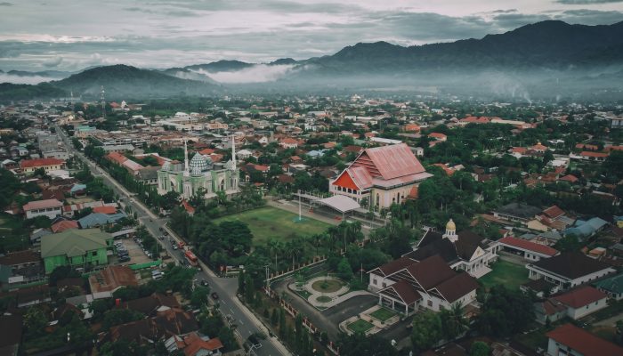 Asap Karhutla Selimuti Sulbar, Warga Polman Diimbau Waspada dan Gunakan Masker